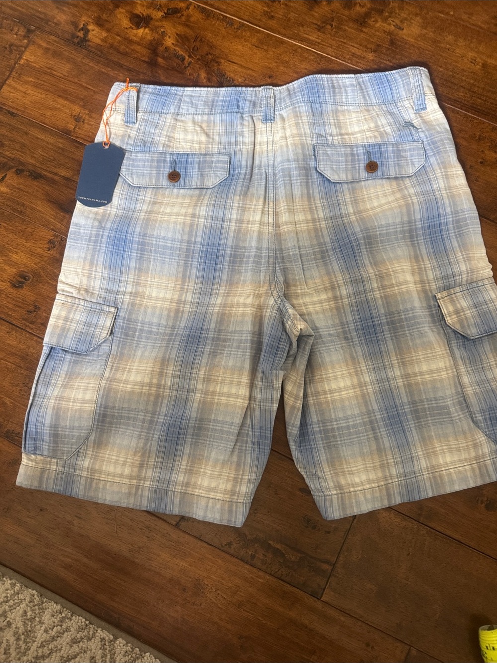 Tommy Bahama Light Blue and White Plaid Cargo Shorts - Picture 2 of 3